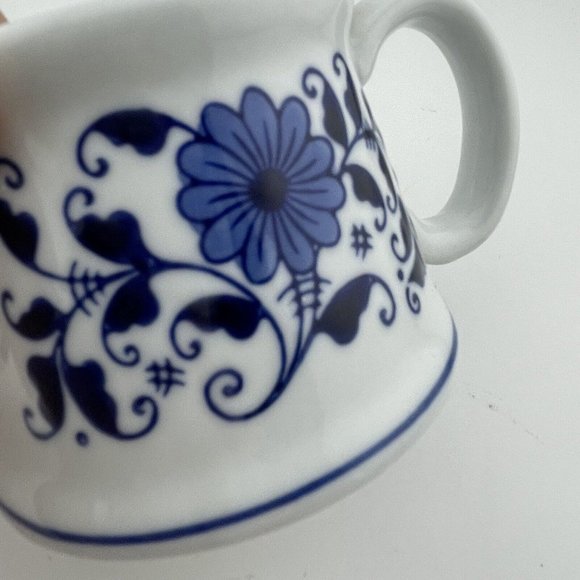 Holtkamp Greenhouses Inc. 2" Blue White Ceramic Watercan Planter‎ Succulent Pot - Picture 7 of 7